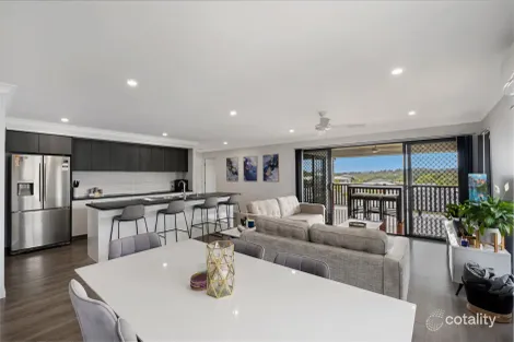 Property photo of 11 Warner Crescent Yandina QLD 4561