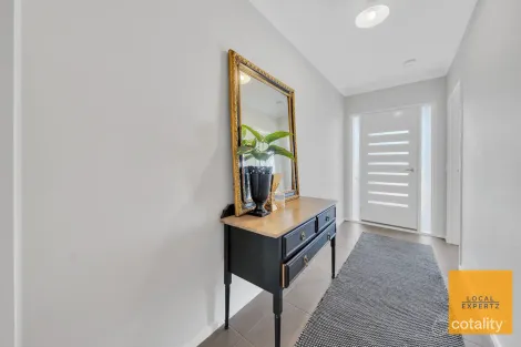 Property photo of 9 Maplewood Circuit Truganina VIC 3029