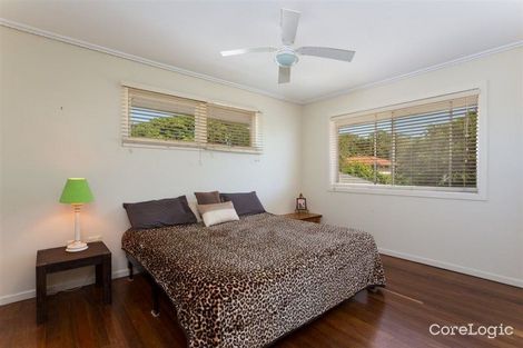 Property photo of 27 Hibiscus Avenue Redcliffe QLD 4020