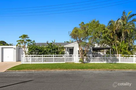 1/15 Wills Ave, Golden Beach, QLD 4551