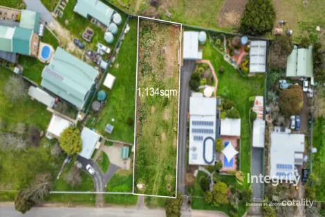 Property photo of 12 Riverside Crescent Flowerdale VIC 3717