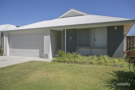 Property photo of 7 McIntyre Pass Two Rocks WA 6037