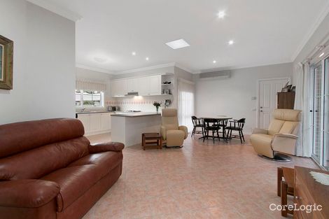 Property photo of 1/11 Montclair Avenue Glen Waverley VIC 3150