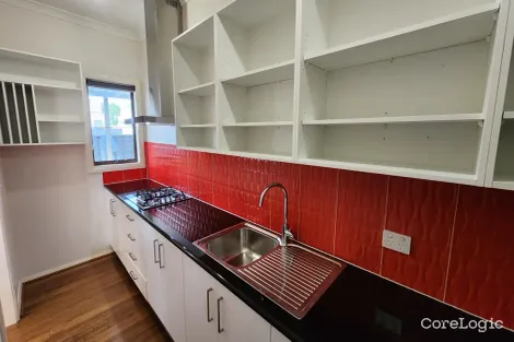 Property photo of 31 Lamington Drive Tarneit VIC 3029
