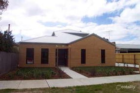 17 Boundary Rd, Newcomb, VIC 3219