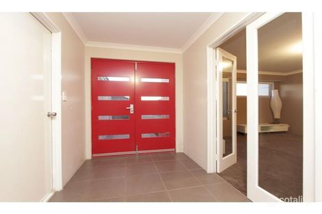 Property photo of 16 Berkeley Loop Piara Waters WA 6112