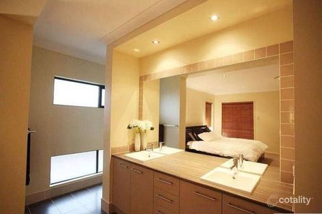 Property photo of 35 Hallow Crescent Augustine Heights QLD 4300