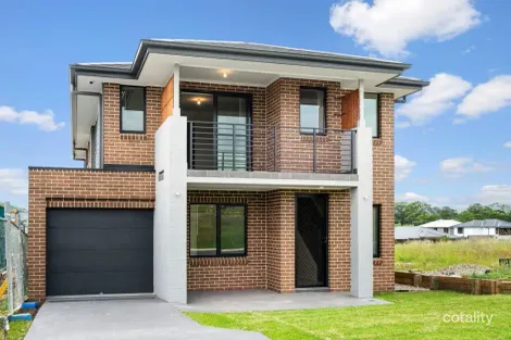 8 Flemington Pkwy, Box Hill, NSW 2765