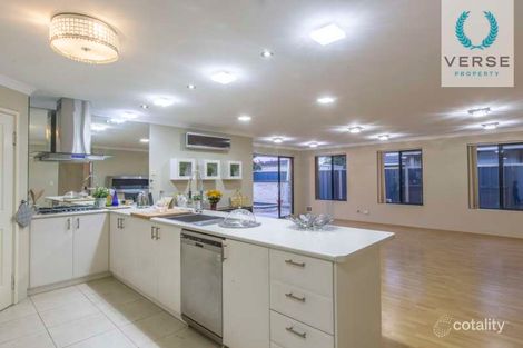 322b Wharf St, Queens Park, WA 6107