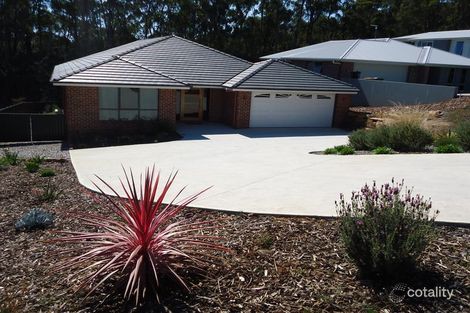 Property photo of 1 Valkyrie Close Devonport TAS 7310