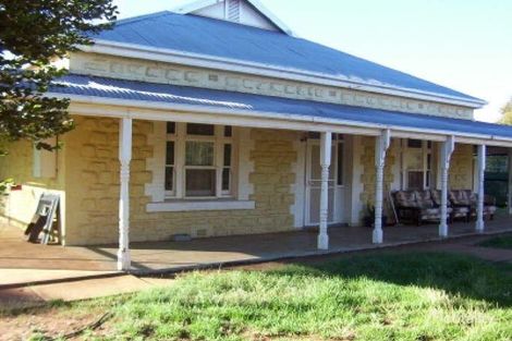 7 Telford Ave, Peterborough, SA 5422