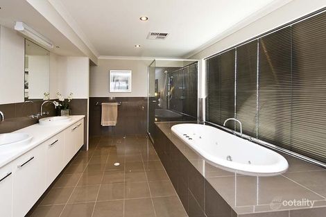 Property photo of 20 Aldenham Drive Southern River WA 6110