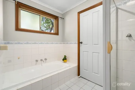 Property photo of 7 Dutch Close Mount Barker SA 5251