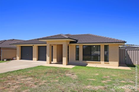 Property photo of 59 Barrima Drive Glenfield Park NSW 2650