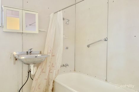Property photo of 1/40 Hyde Road Yeronga QLD 4104