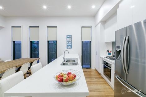 Property photo of 17 Regal Drive Alfredton VIC 3350