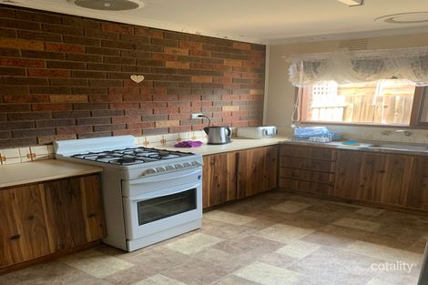 Property photo of 2/5 Hyland Street Moe VIC 3825