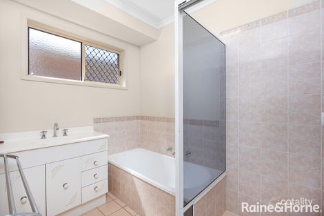 Property photo of 31 Bourkelands Drive Bourkelands NSW 2650