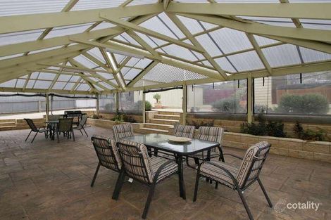 16 Lynlee Cres, Huntfield Heights, SA 5163