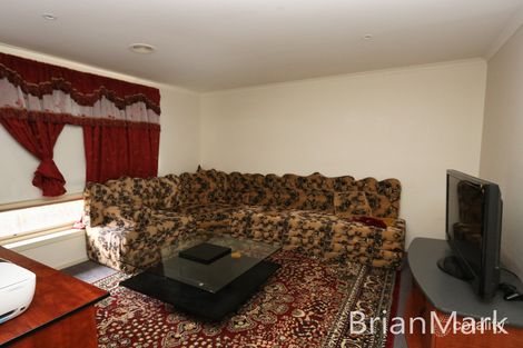 Property photo of 12 Taronga Road Truganina VIC 3029