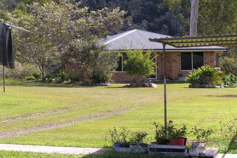 8 Wirin Ct, Imbil, QLD 4570