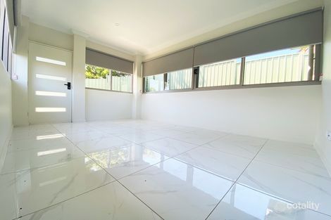 Property photo of 3 Fisher Place Campbelltown NSW 2560