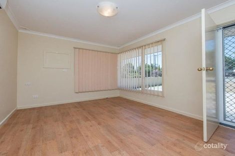 Property photo of 16 Nankivell Way Koondoola WA 6064