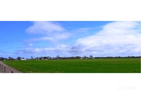 494 Pickernell Rd, Lake King, WA 6356