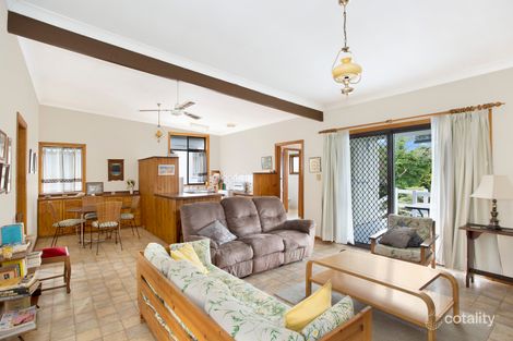 Property photo of 11 Karani Avenue Avoca Beach NSW 2251