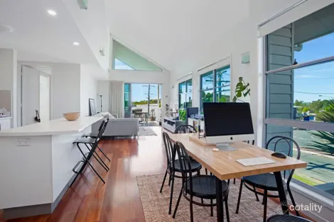 47 Hillcrest Pde, Miami, QLD 4220