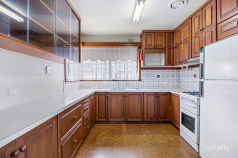 Property photo of 15 Ivanhoe Street Wendouree VIC 3355