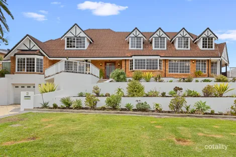 2 Queenscliff Ct, Kallaroo, WA 6025