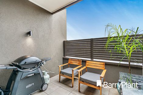 Property photo of 2 Clifton Place Lilydale VIC 3140