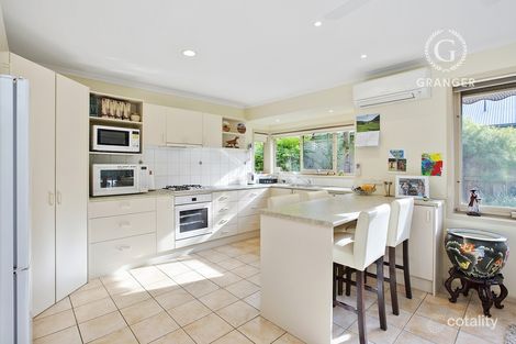 Property photo of 17 Leura Crescent Rosebud VIC 3939