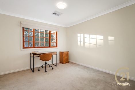 Property photo of 6 Fernbank Place Cherrybrook NSW 2126