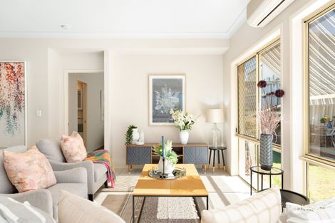 Property photo of 18 Oleander Place Carindale QLD 4152