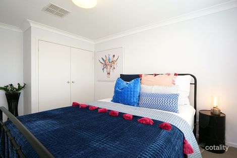 Property photo of 90 Casey Drive Hunterview NSW 2330