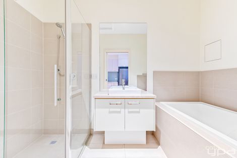 Property photo of 104/54 Mernda Village Drive Mernda VIC 3754