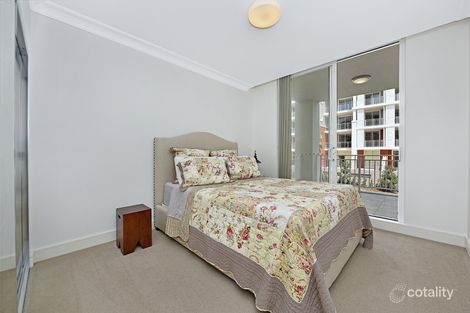 Property photo of 202/3 Palm Avenue Breakfast Point NSW 2137