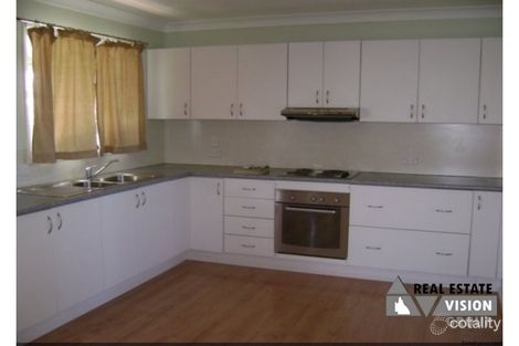 2/13 Boronia St, Blackwater, QLD 4717
