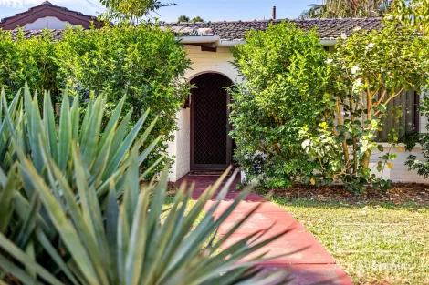 Property photo of 2 Padstow Street Karrinyup WA 6018