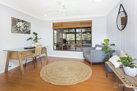 Property photo of 38 Hughes Crescent Kiama Downs NSW 2533
