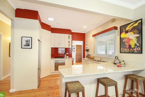 Property photo of 33 London Drive West Wollongong NSW 2500