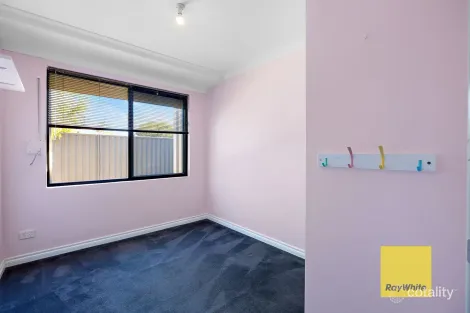 Property photo of 104 Boatwright Avenue Haynes WA 6112