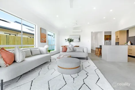 Property photo of 10 Whyambeel Chase Smithfield QLD 4878