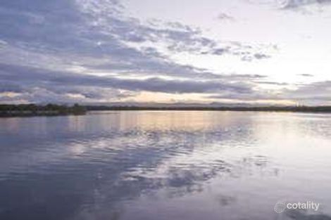 Property photo of 36 Knightsbridge Parade West Paradise Point QLD 4216