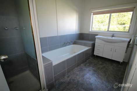 Property photo of 4 Bliss Street Moe VIC 3825