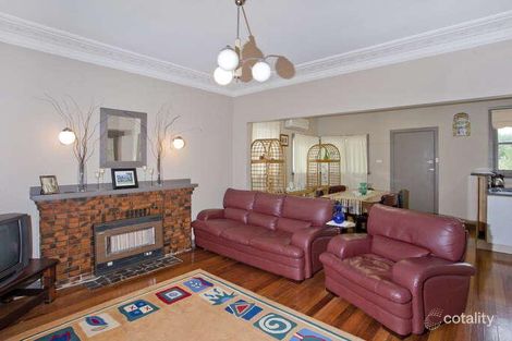 Property photo of 15 Lindenow Street Maidstone VIC 3012