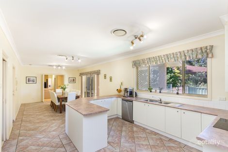 Property photo of 10 Toohey Cove Eleebana NSW 2282