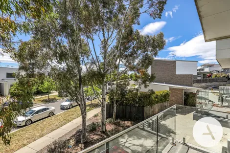 Property photo of 11 Narrambla Terrace Lawson ACT 2617